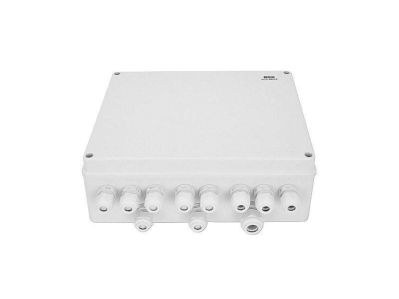 BCS-A4/Z/E Zestaw zasilania dla 4 kamer analogowych w obudowie zewnętrznej BCS